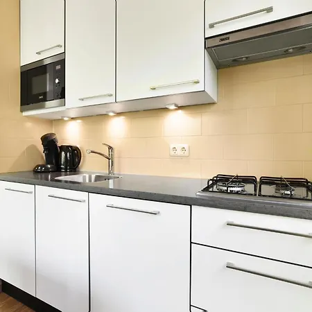 With Dishwasher, Near The Veluwe Holiday home *